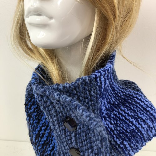 Snood laine tricoté main réf 7838 modèle unique