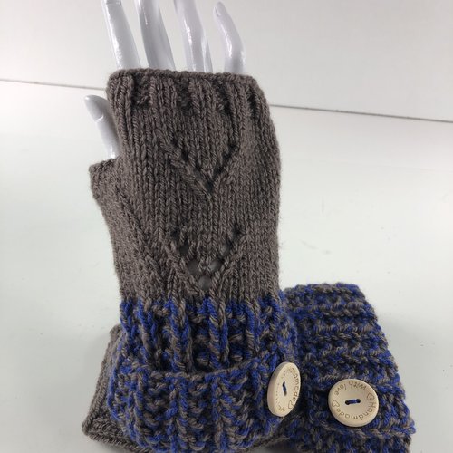 Mitaines avec pouce laine tricoté main réf 5575 modèle unique