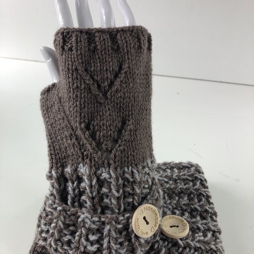 Mitaines avec pouce laine tricoté main réf 5700 modèle unique