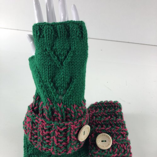 Mitaines avec pouce laine tricoté main réf 5665 modèle unique