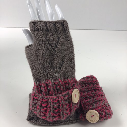 Mitaines avec pouce laine tricoté main réf 5388 modèle unique