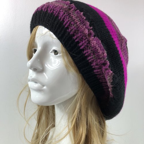 Béret laine tricoté main réf 7464 modèle unique
