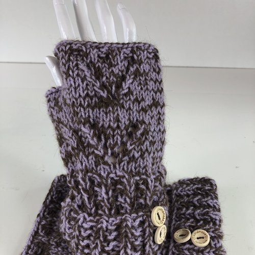 Mitaines avec pouce laine tricoté main réf 5504 modèle unique