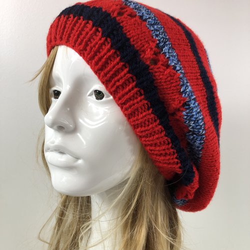 Béret laine tricoté main réf 7529  modèle unique
