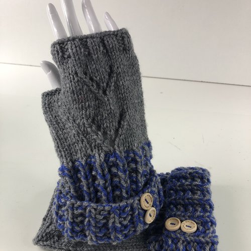 Mitaines avec pouce laine tricoté main réf 5644 modèle unique