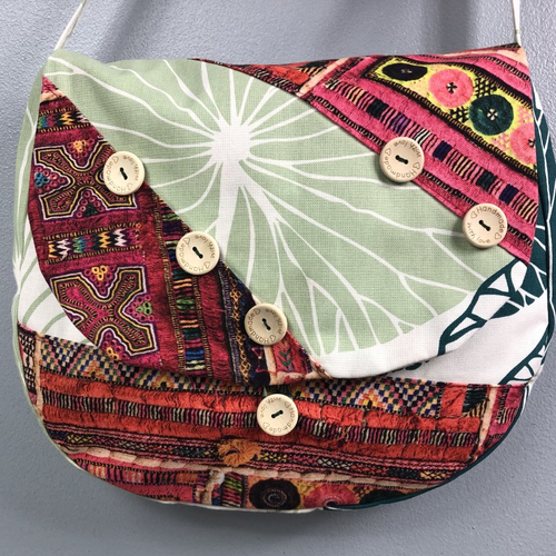 Sac besace tissus patchwork bandoulière collection laura 5204