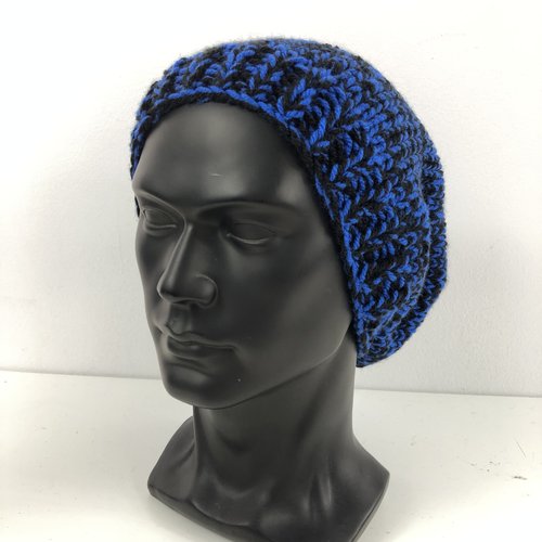 Bonnet homme tricoté main réf 7704