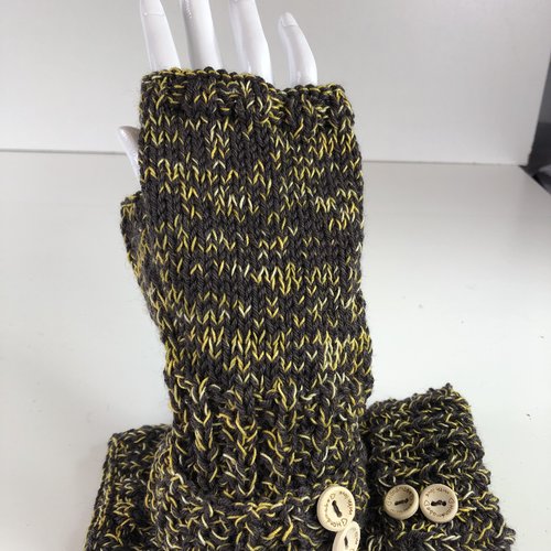 Mitaines avec pouce laine tricoté main réf 5508