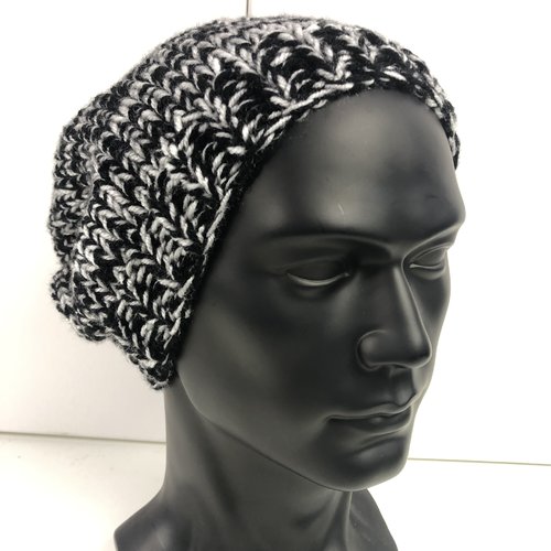 Bonnet homme tricoté main réf 6137