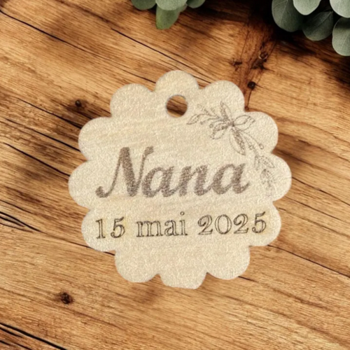 Étiquettes bois à personnaliser, médaillons en bois mariage baptême naissance communion pour pochons dragées ou décoration table