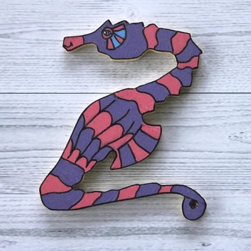 Lettre décorative en bois en forme d'animal pour écrire prénom. (z) hippocampe
