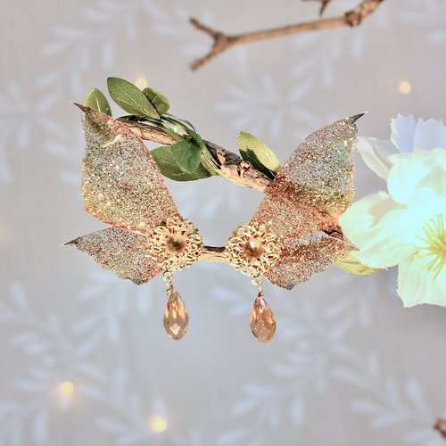 Boucles d'oreilles puces, "ailes de fée dorées" féerique fantastique