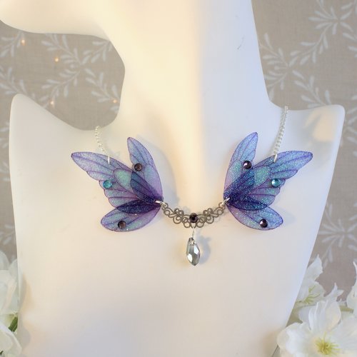 Collier ailes de fée violettes irisée bleu, féerique, fantastique, fantaisie