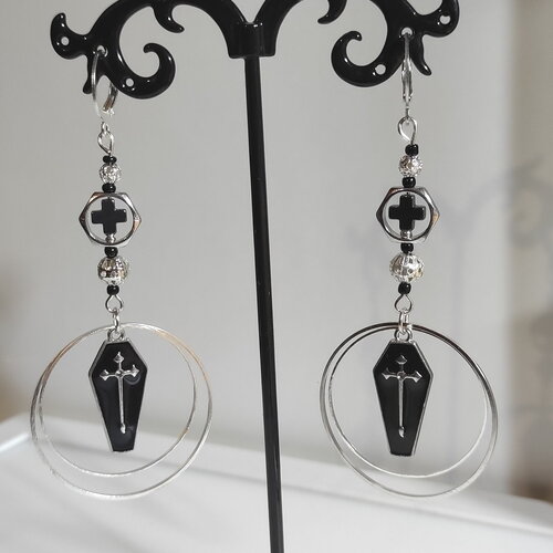 Boucles d'oreilles gothiques  cerceuil