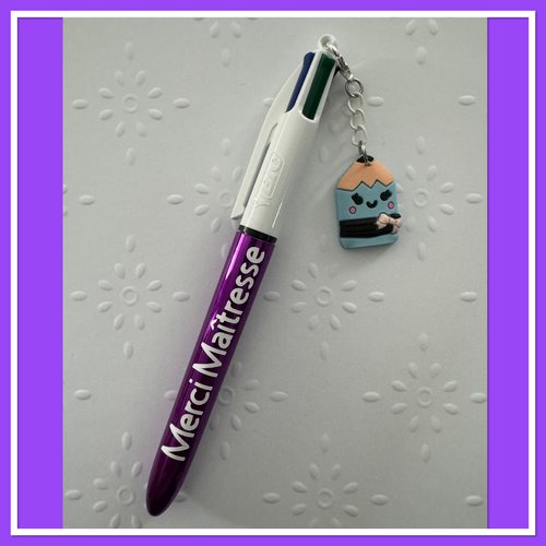 Stylo bic 4 couleurs merci maitresse