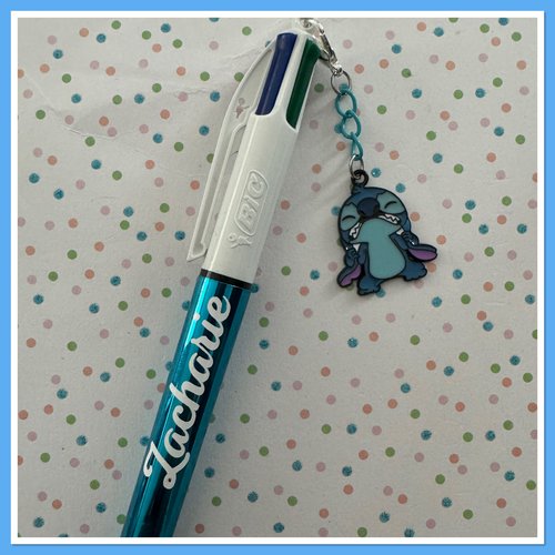 Stylo bic 4 couleurs personnalisable avec breloque stitch