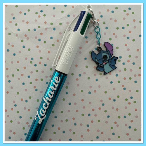 Stylo bic 4 couleurs personnalisable avec breloque stitch