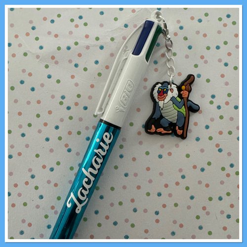 Stylo bic 4 couleurs personnalisable avec breloque le roi lion
