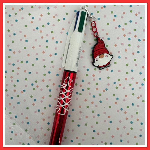 Stylo bic 4 couleurs  avec breloque de noel