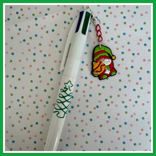 Stylo bic 4 couleurs  avec breloque de noel