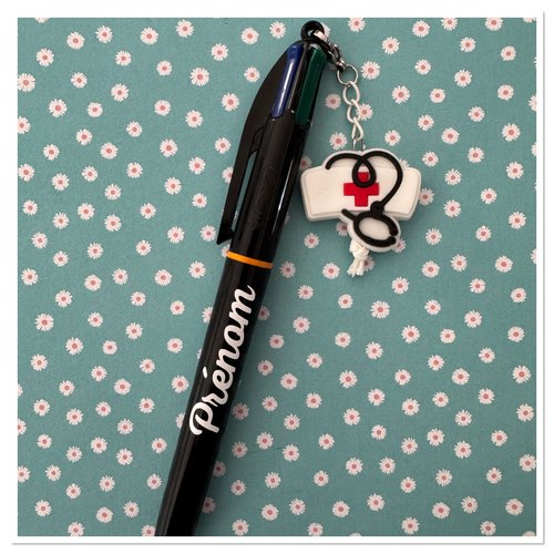 Stylo bic 4 couleurs  avec breloque infirmiere ou aide soignante