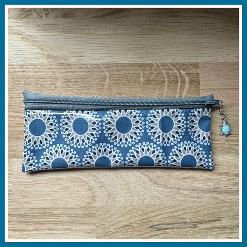 Trousse plate plastifiee