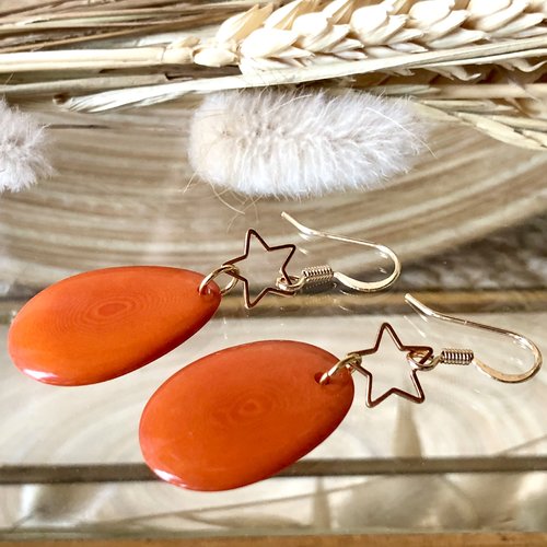 Boucles d'oreilles pendantes dorées en ivoire végétal oranges
