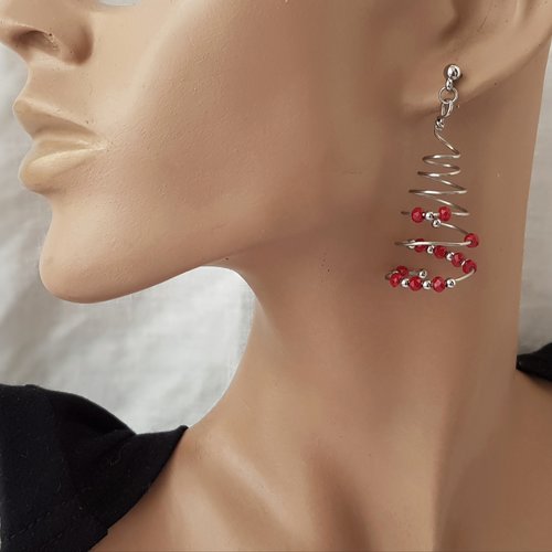 Bijou, boucles d'oreilles ressort avec perles en verres rouge