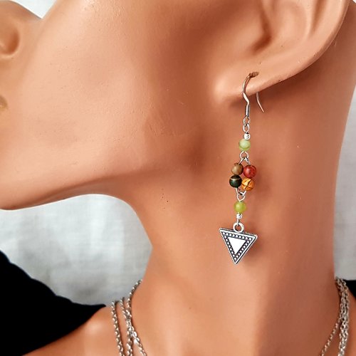 Bijou, boucles d'oreilles d'inspiration ethnique pierres gemmes, en jade verte, jaspe picasso et argent