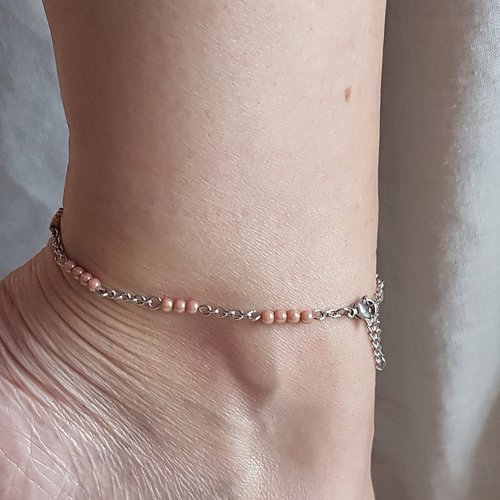 Bijou, bracelet de cheville sur commande en perle de verre tchèque rosées et acier inoxydable