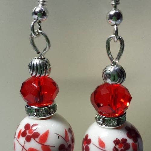 Boucles d'oreilles en porcelaine et cristal de swarowski rouge (2) 