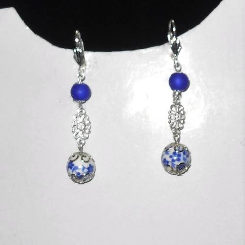Boucles d'oreilles porcelaine et filigrane perles bleu roy 