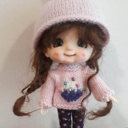 379. modèle tricot sto doll – pull et bonnet « macaron »