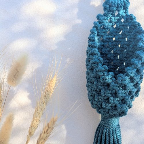 Porte plante / petit panier