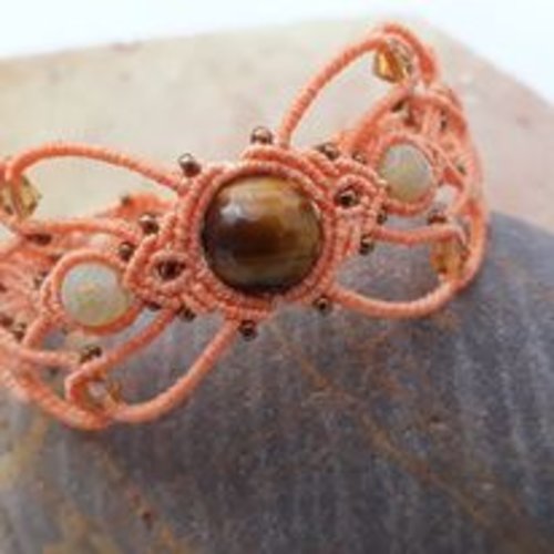 Bracelet macramé fil orange perle oeil de tigre