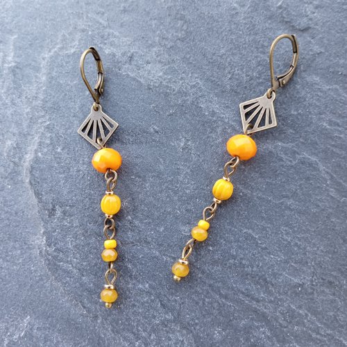 Boucles d'oreille bronze et perle en verre tcheque