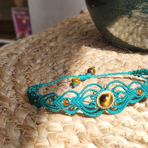 Bracelet macramé oeil de tigre serti laiton fil turquoise