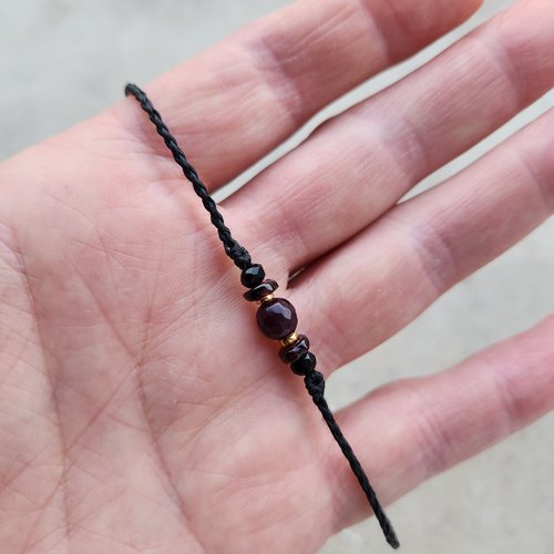 Bracelet macramé perles gemmes