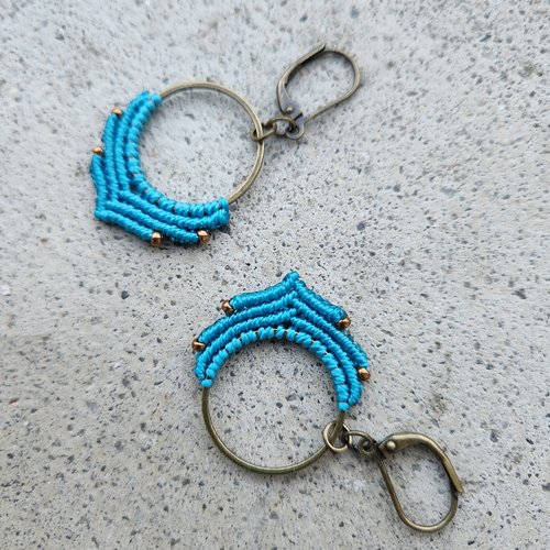 Boucles macramé bleu