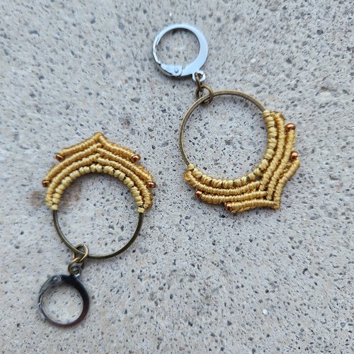 Boucles macramé jaune moutarde