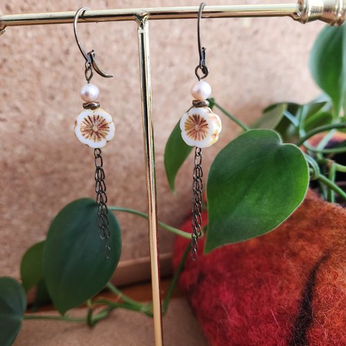 Boucles d'oreille bronze tons blanc