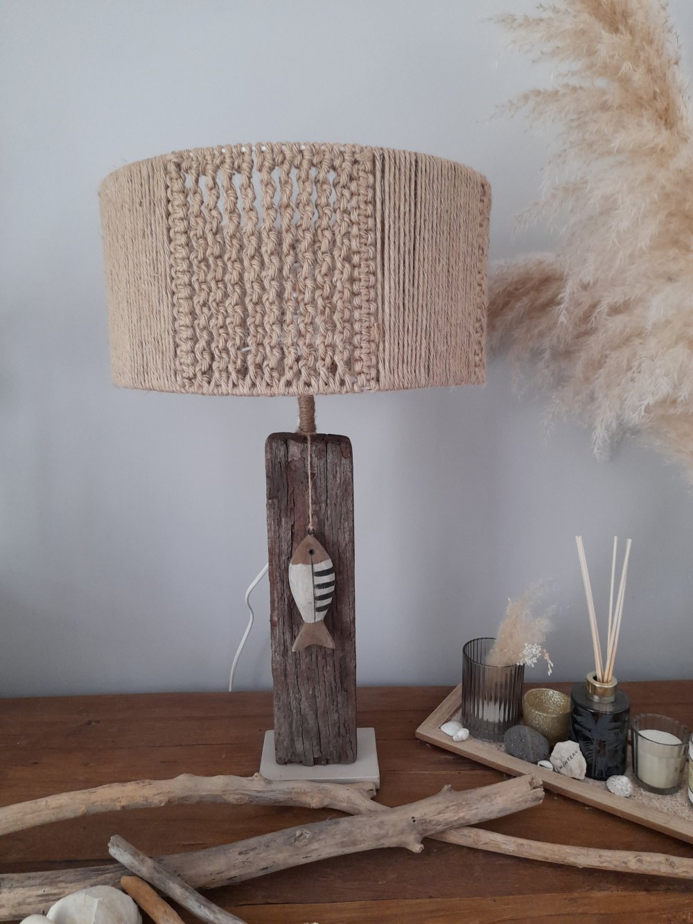 10 Modèles de lampadaire crées avec du bois flotté! - Bricolage