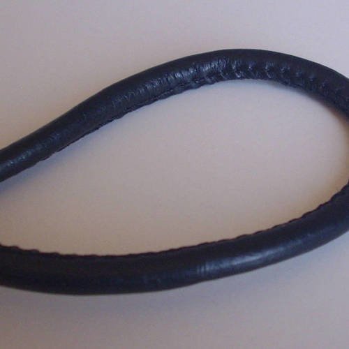 50 cm de cordon imitation cuir noir 5mm