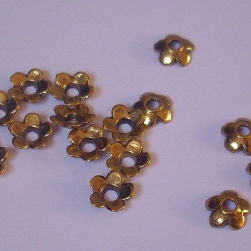 50 calottes en métal doré 6 mm - beads caps