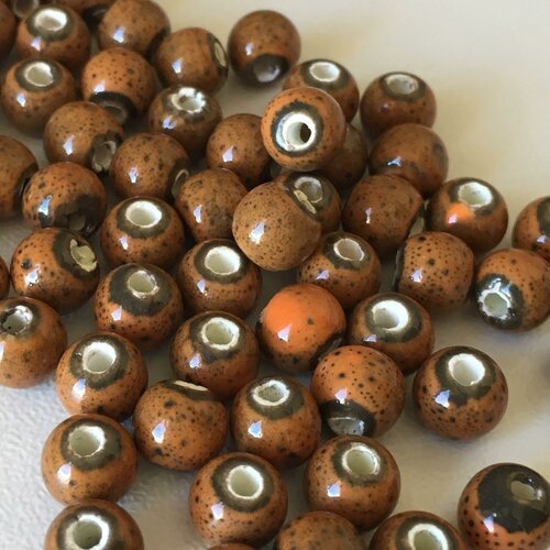 30 perles rondes en porcelaine 6 mm - (brun/orangé)