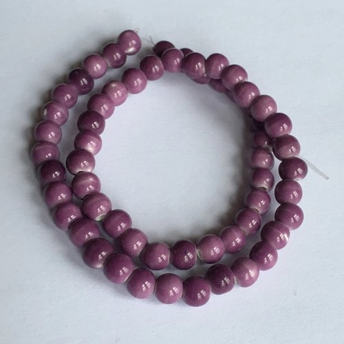 30 perles rondes en porcelaine violettes 6 mm