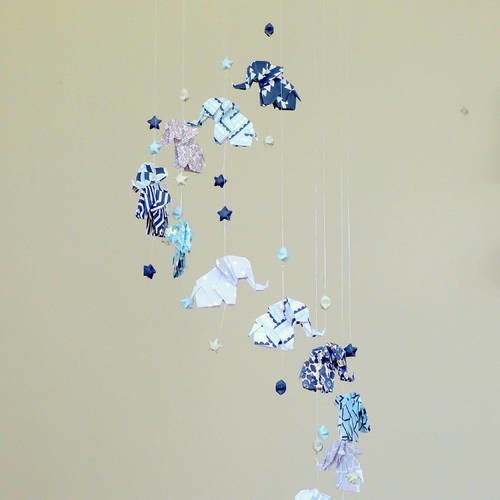 Mobile bébé origami, eléphants et etoiles, bleu marine, mint, gris, mobile lit chambre garçon