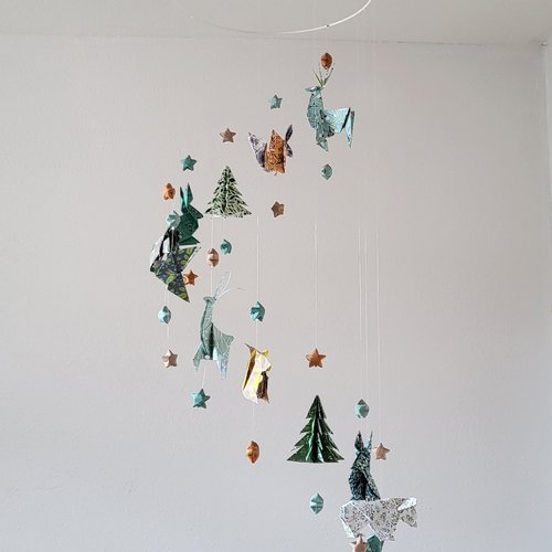 Mobile bébé origami animaux de la forêt enchantée, spirale, étoiles, bleu vert menthe terracotta