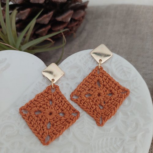 Boucles d'oreilles en crochet - granny