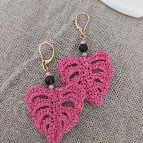 Boucles d'oreilles en crochet - monstera